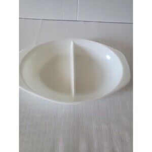 Pyrex Oval Divided Serving Dish 1.5 quart, #1063 White Milk baking Dish